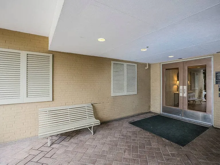 300 W Peachtree St NW #ID1299357P — Photo 26
