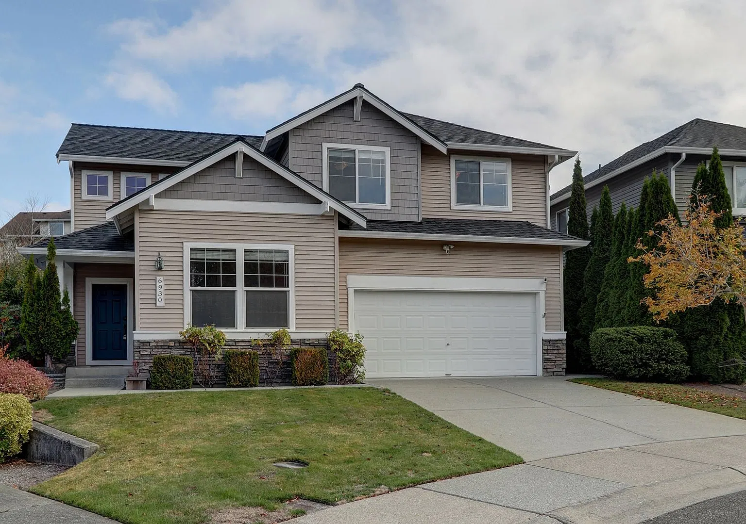 Bright 4-Bedroom Highlands East Home with A/C — Photo 1