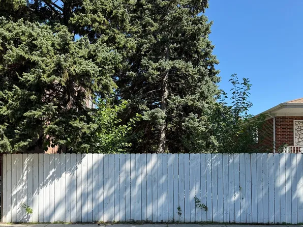 5015 S Fairfield Ave, Chicago, IL 60632