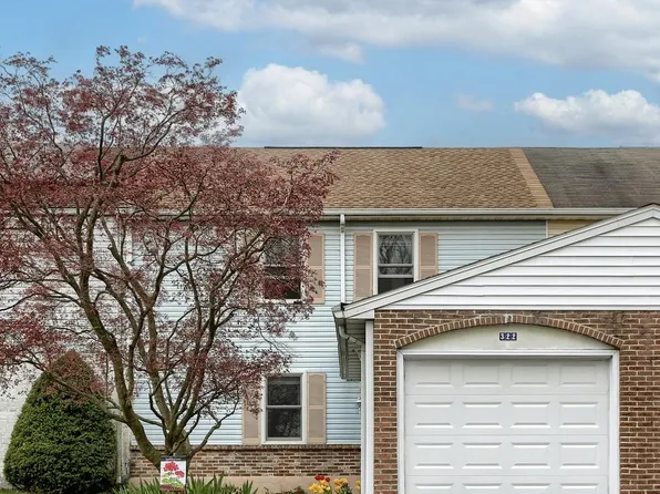 322 Sue Dr, Hummelstown, PA 17036