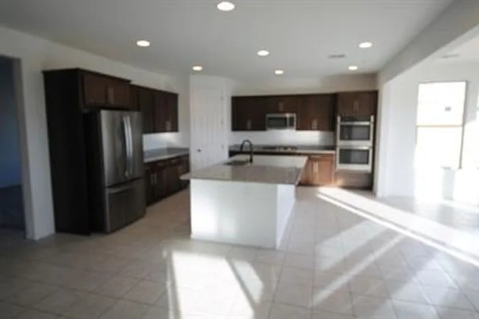 10947 W Renwick Dr — Photo 30