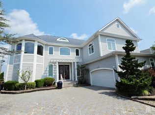 3110 Windsor Ave, Toms River, NJ 08753