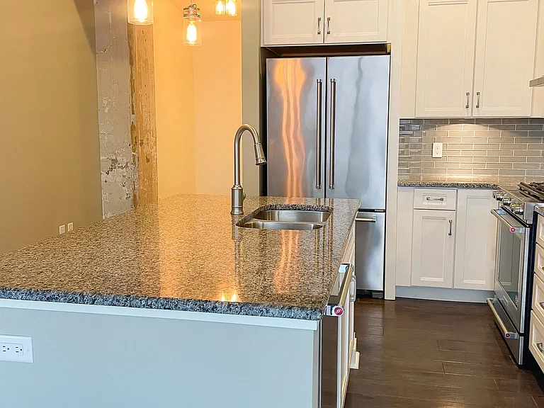 41 W Lemon St #207 — Photo 7
