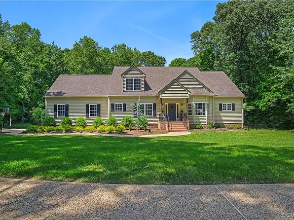 8242 Wrenfield Dr, Williamsburg, VA 23188