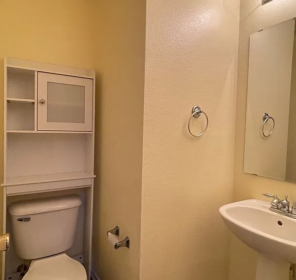4113 Doten Dr — Photo 6