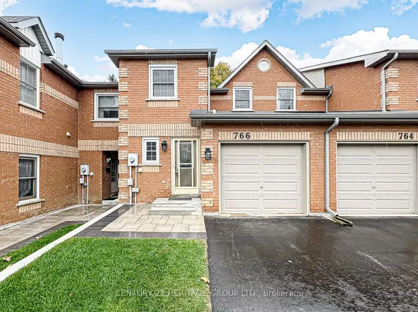766 Caradonna Cres #9, Newmarket, ON L3X 1W6