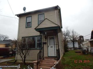 406 Kossuth St, Riverside, NJ 08075