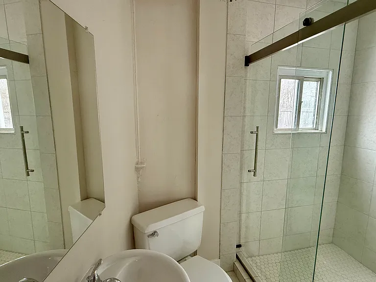 3517 Hudson Ave — Photo 6
