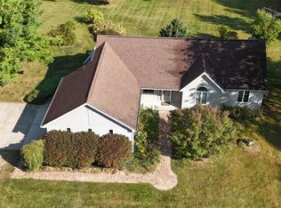 2843 N Branch Rd, North Branch, MI 48461