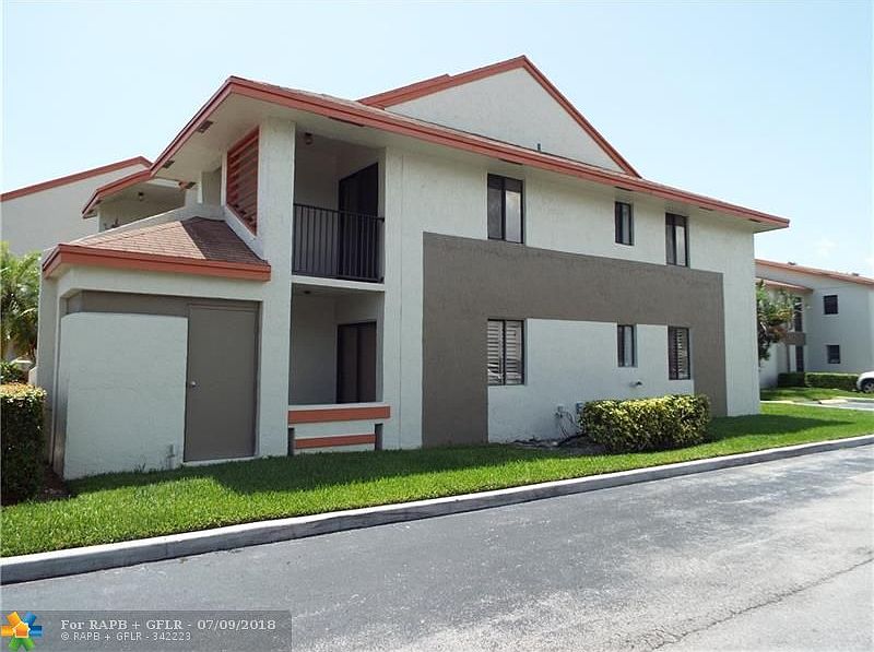 1st image of 5521 Courtyard Dr