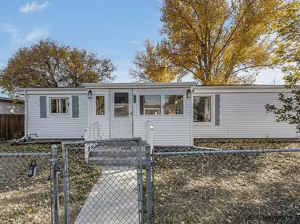 913 E Prosser Rd, Cheyenne, WY 82007