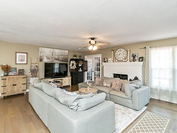 5th image of 626 Haymount Dr
