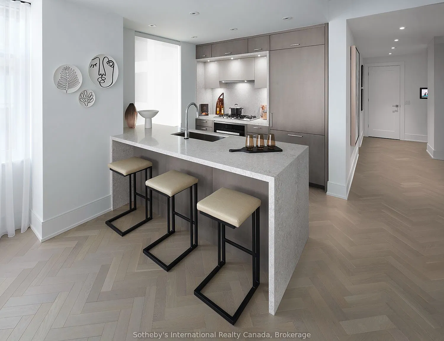 3 bed, $8,450 — Photo 1