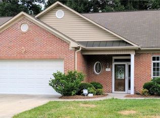 394 Northbridge Dr, High Point, NC 27265