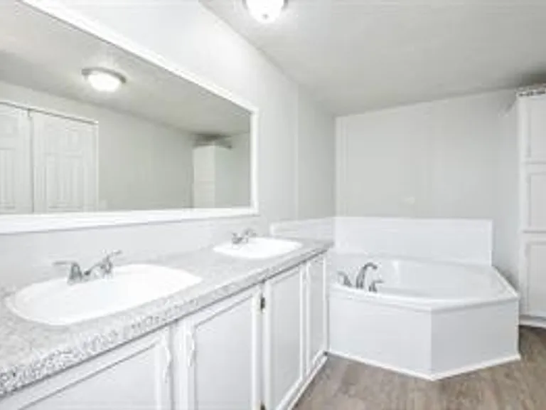 12842 Roy Harris Loop — Photo 22