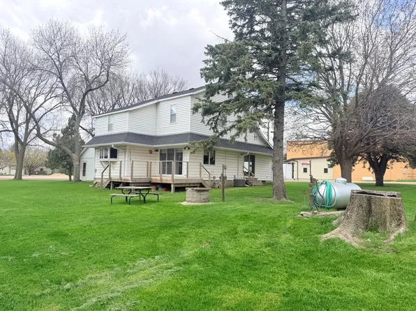 451 Paul Ave, Lake Wilson, MN 56151