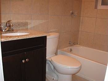 4th image of 9803 Lakeford Ln