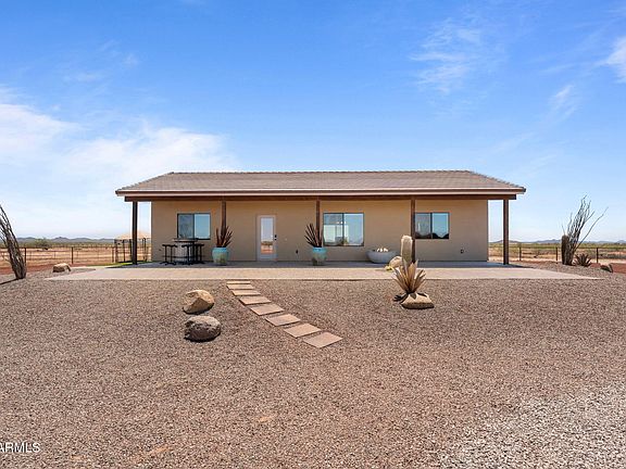 3rd image of 48810 W LONG RIFLE Road