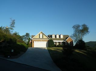 247 Hillside Dr, Rocky Face, GA 30740
