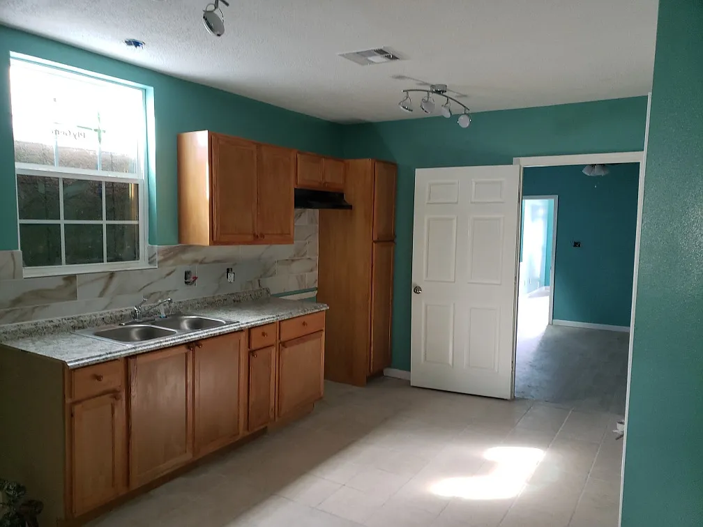 3 bed, 2.5 bath, 1500 sqft, $1,500 — Photo 4