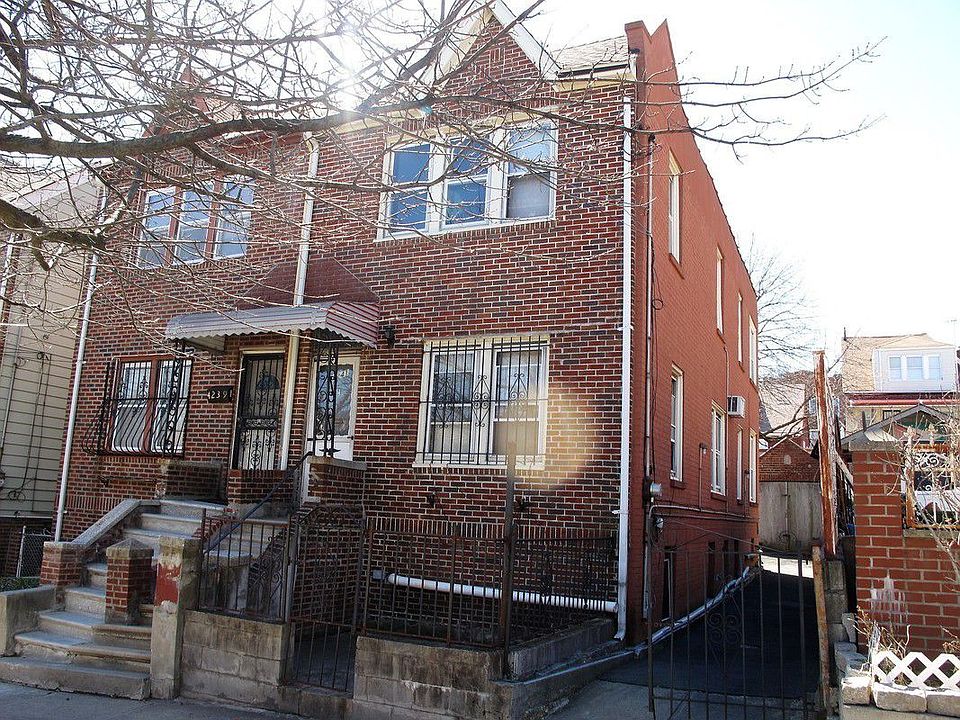 2nd image of 4241 Boyd Ave