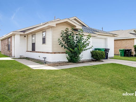 3rd image of 15739 Ridgegate Rd