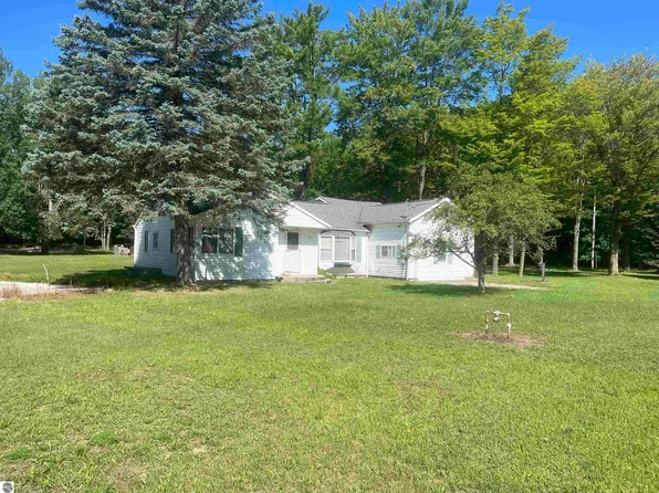 5200 S Huron Rd, Standish, MI 48658