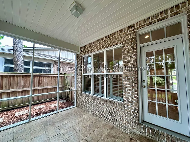 5009 Whitner Dr — Photo 22