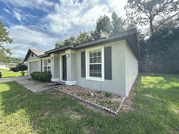 3rd image of 2730 W Royal Palm Dr