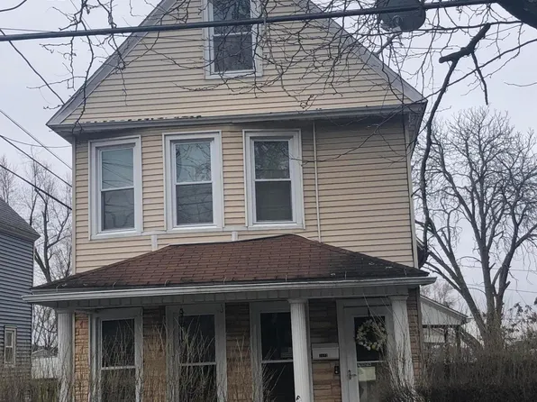 1412 Pine St, Scranton, PA 18510