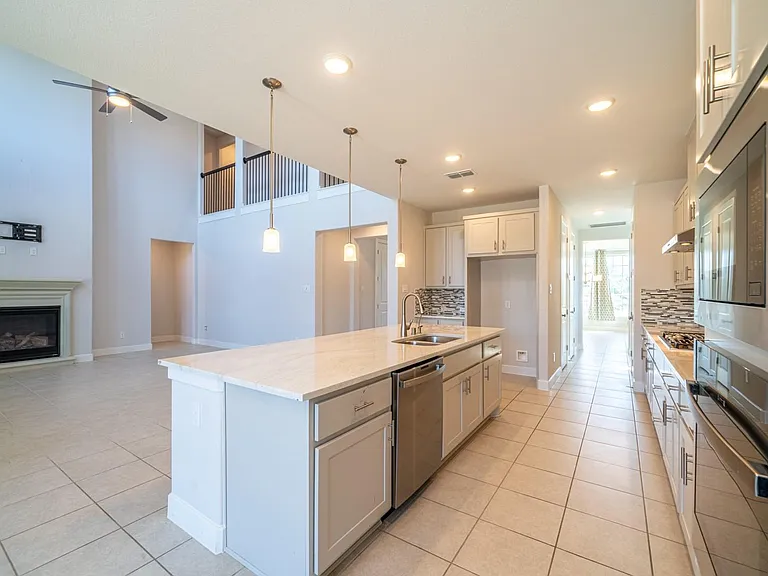 4706 Llano Loop — Photo 12