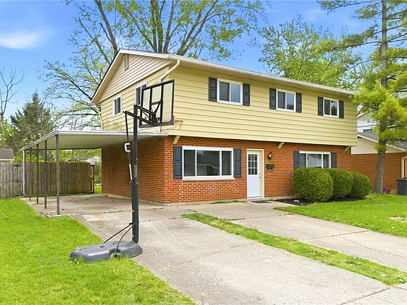 2nd image of 40 Woods Rd