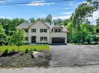 35 Shady Brook Lane, Cortlandt Manor, NY 10567