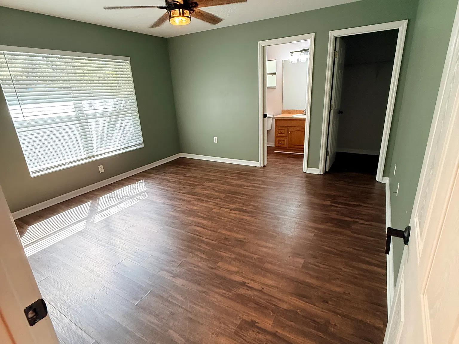 3 bed, 1405 sqft, $1,700 — Photo 4
