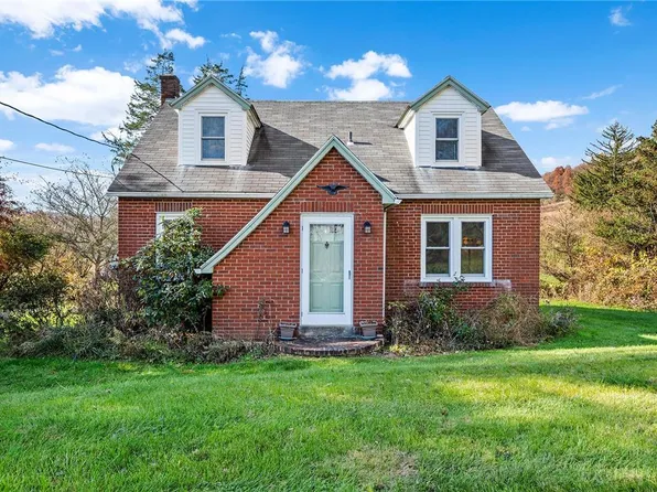 1630 Orchards Rd, Hellertown, PA 18055