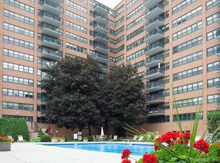 31 Woodland St APT 2H, Hartford, CT 06105