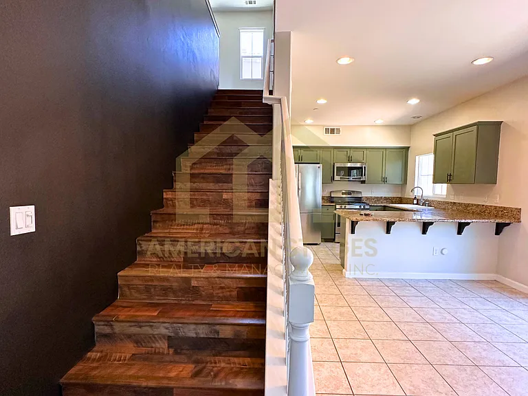 1208 Meridian Way — Photo 6