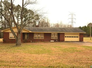 3956 Woods Cove Rd, Scottsboro, AL 35768