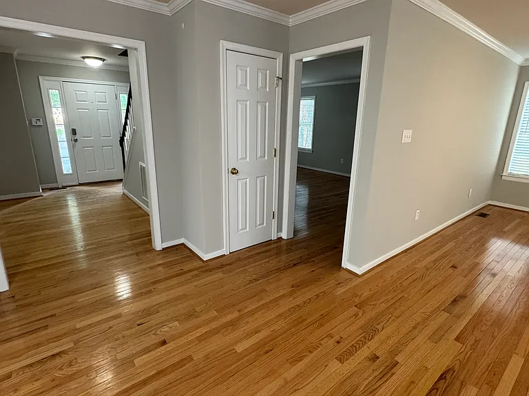 1902 Cornell Ave — Photo 12