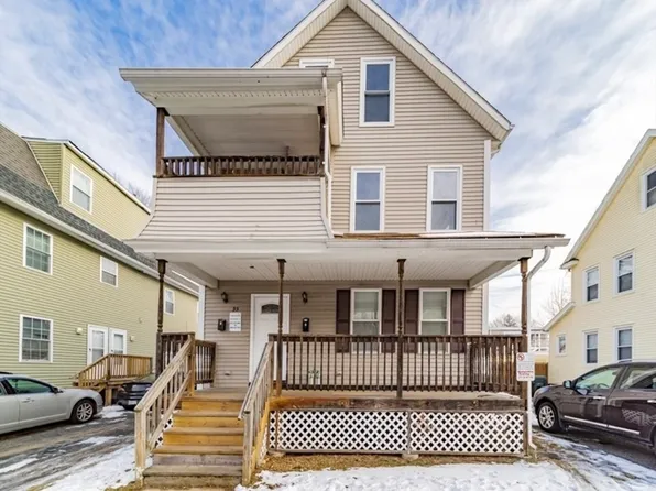 95 Dawes St, Springfield, MA 01109