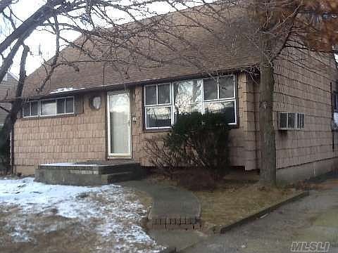 1st image of 3547 Naomi Pl