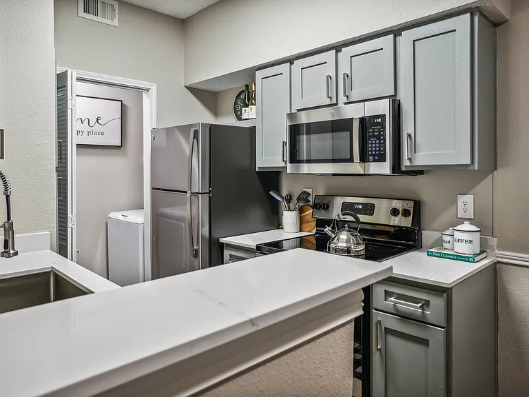 Modern Kitchen with Stainless Steel Appliances