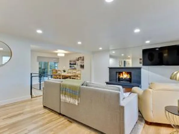 4925 S Pinehill Dr, Salt Lake City, UT 84107