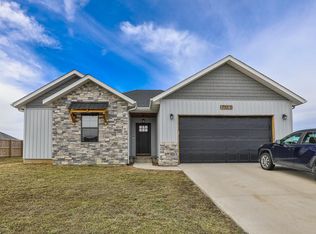 2355 S Sedona Ct, Bolivar, MO 65613