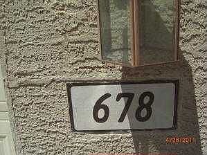 3rd image of 678 E Leslie Ave