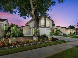 4830 GROVE POINT DRIVE, TAMPA, FL 33624