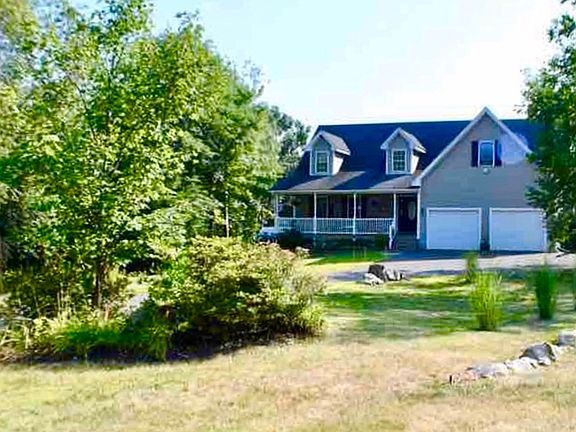 House beautifully set back