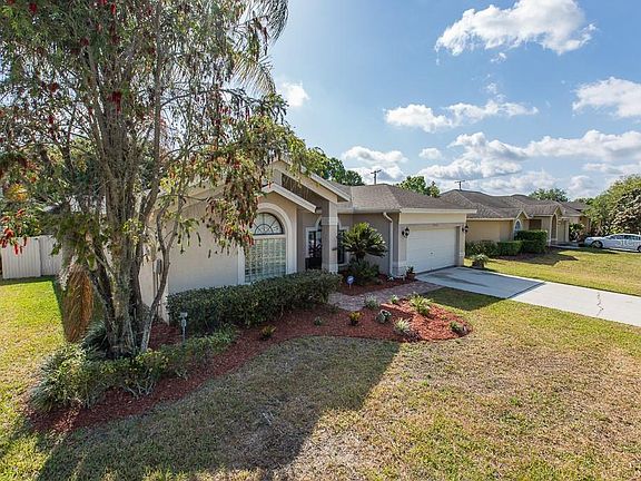 3rd image of 19711 Wyndmill Cir
