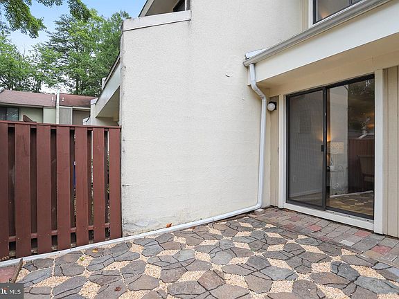 2nd image of 2205 Southgate Sq #2205