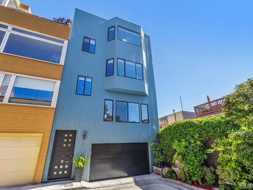 1st image of 5 Montague Pl